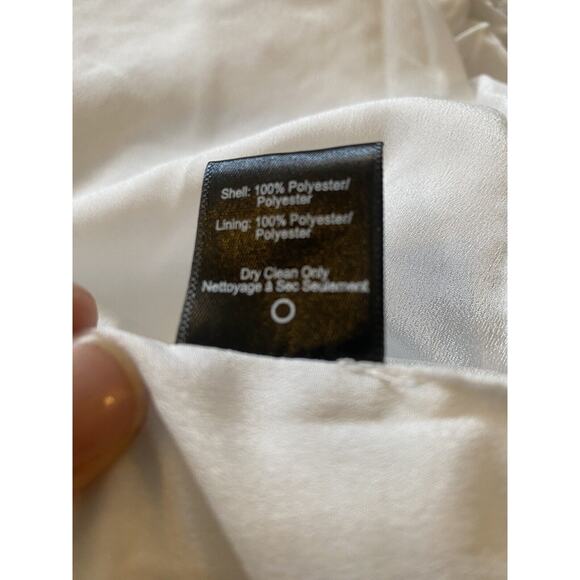 NWOT DRESS THE POPULATION Sabrina Lace Sequin Romper. Size Medium - Picture 6 of 7